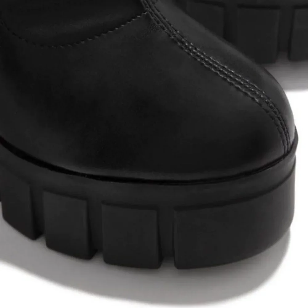 !! NEW !! Platform Block Heel Lug Sole Boots - Picture 4 of 4